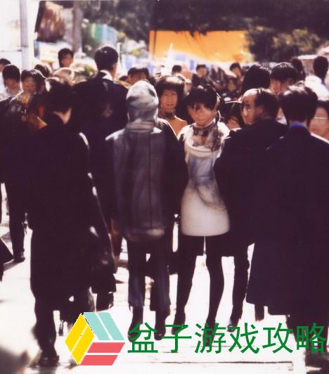 阳光沙滩与海浪的交响曲夏日海滨的快乐时光尽情享受自然的馈赠