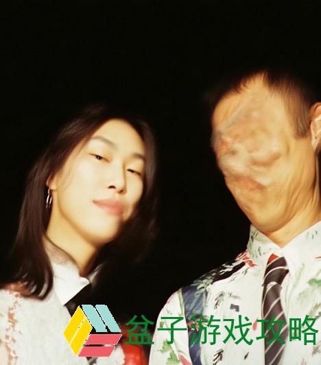 新英雄云缨泳装P图大赏夏日清凉魅力尽显尽情畅享海滩风情