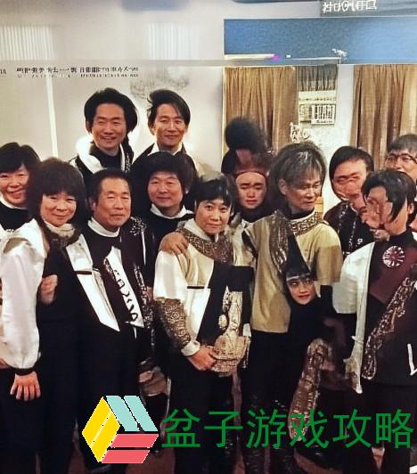野草乱码一二三四，差异解析与探索精东影视文化传媒mv的歌词
