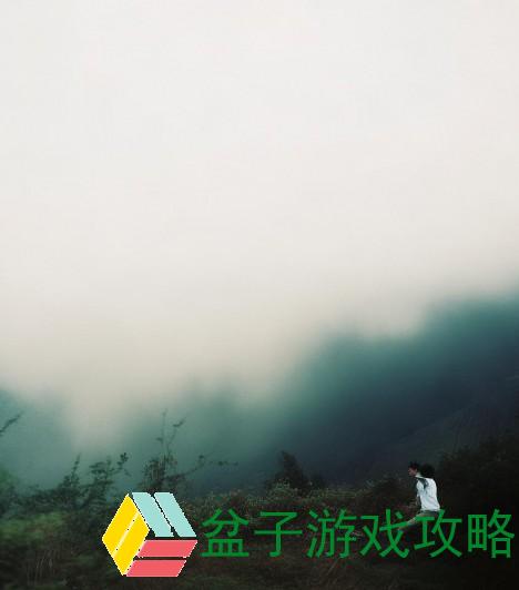 夏天透过短袖看到女生,夏日短袖轻盈透视她的青春魅力与清新气息