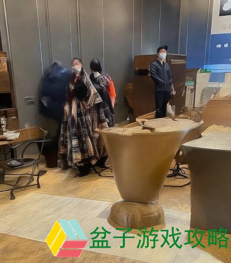 宝宝吃奶时哭闹挣扎的原因分析与应对技巧分享