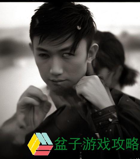 免费三级在线视频真的可以免费观看吗？解析真相并提示风险隐患！揭秘其中的操作与挑战