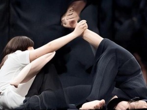 百合花开健身法全攻略 轻松塑形提升气质的运动教程