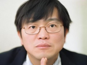 潮水自由引领日本说唱新风潮，颠覆音乐界的女王魅力尽显