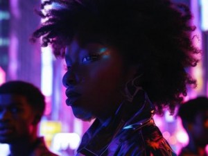 黑夜中的旋律：两位黑人RAPPER的奋斗与梦想之路