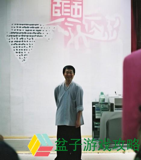 蜜桃色的图、蜜桃色的梦幻世界在阳光下绽放温暖与甜美的奇妙旅程
